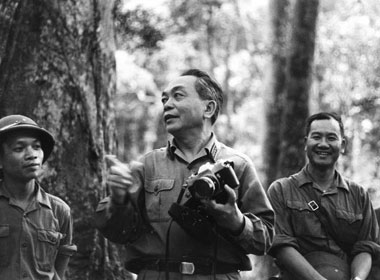 Đại tướng Võ Nguyên Giáp tiếp tùy viên quân sự các nước tại Việt Nam